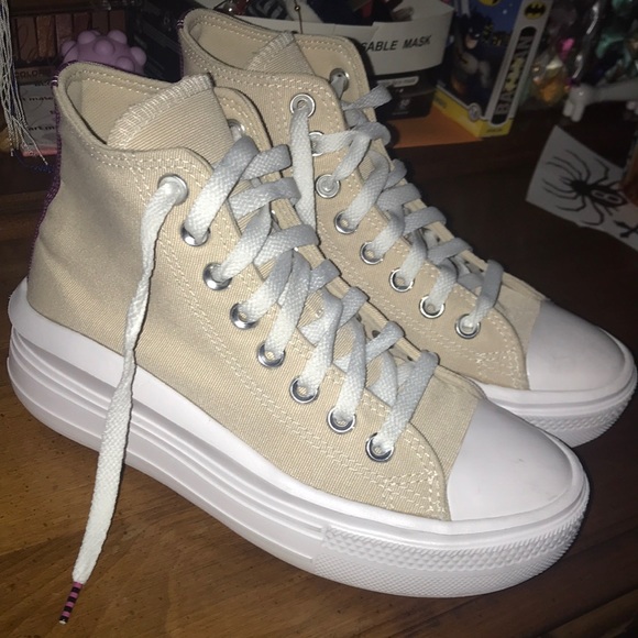 Converse Shoes - New Chuck Taylor All Star Move Platform Seasonal Color Beige
